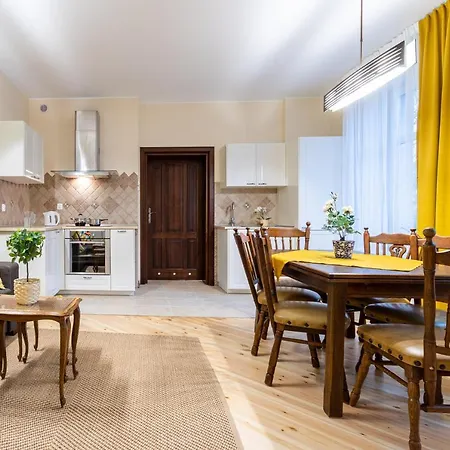 Victus Elegant Close To The By Renters * Sopot
