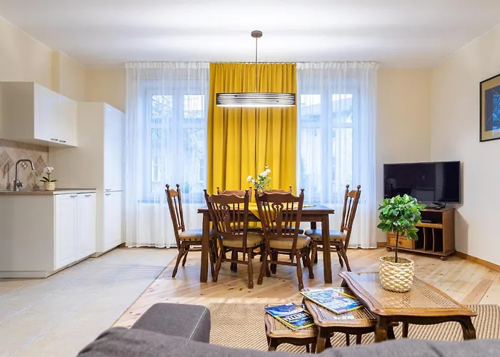 Victus Elegant Apartment Close To The Beach By Noclegi Renters *